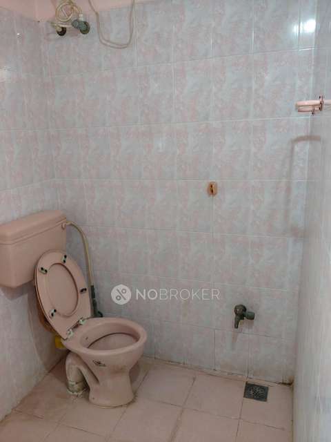 2 BHK Flat In Manasarovar Raaja Apartments For Sale  In Valasaravakkam