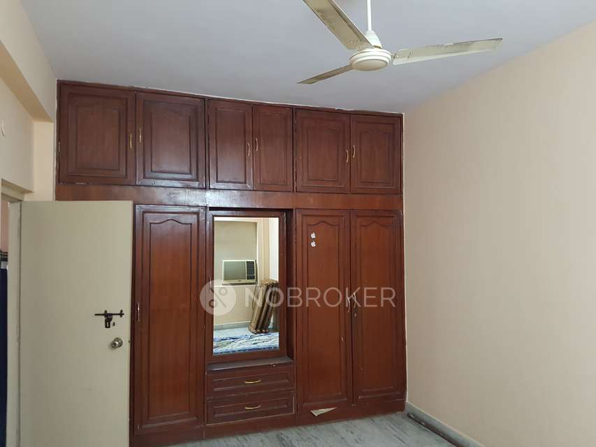 3 BHK Flat In Lake Residency For Sale  In Somajiguda