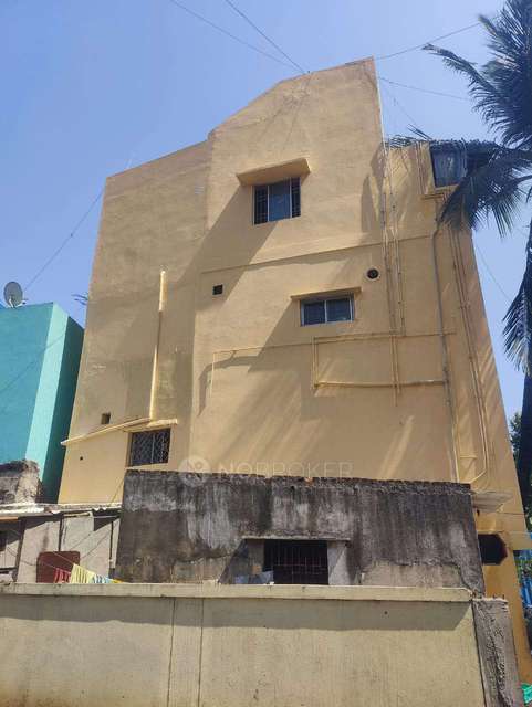 4+ BHK Flat For Sale  In Perambur