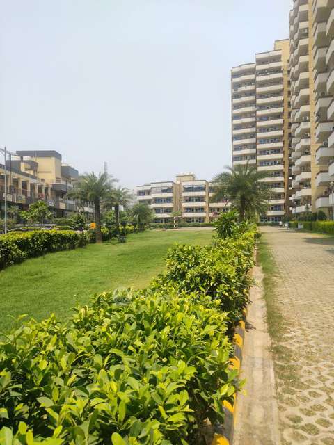 2 BHK Flat In Pyramid Urban 67a, Sector 67a For Sale  In Sector 67a