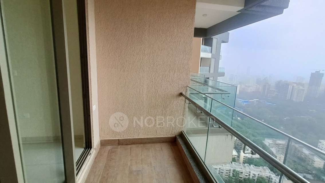 2 BHK Flat In Prestige Siesta For Sale  In Mulund West