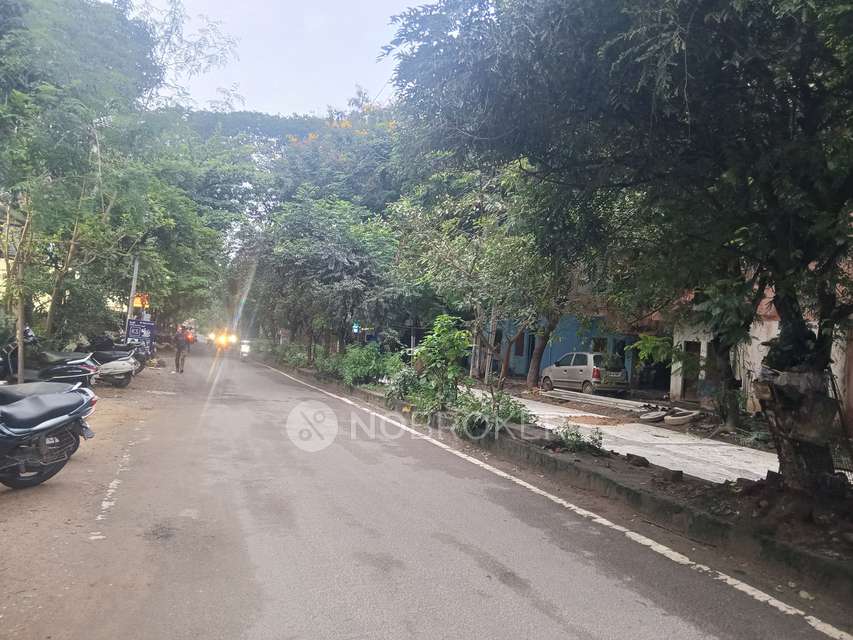 2 BHK Flat In Mig Apartment For Sale  In Kukatpally