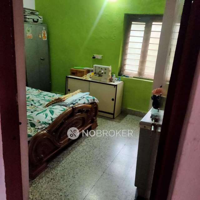 2 BHK Flat In Mig Apartment For Sale  In Kukatpally