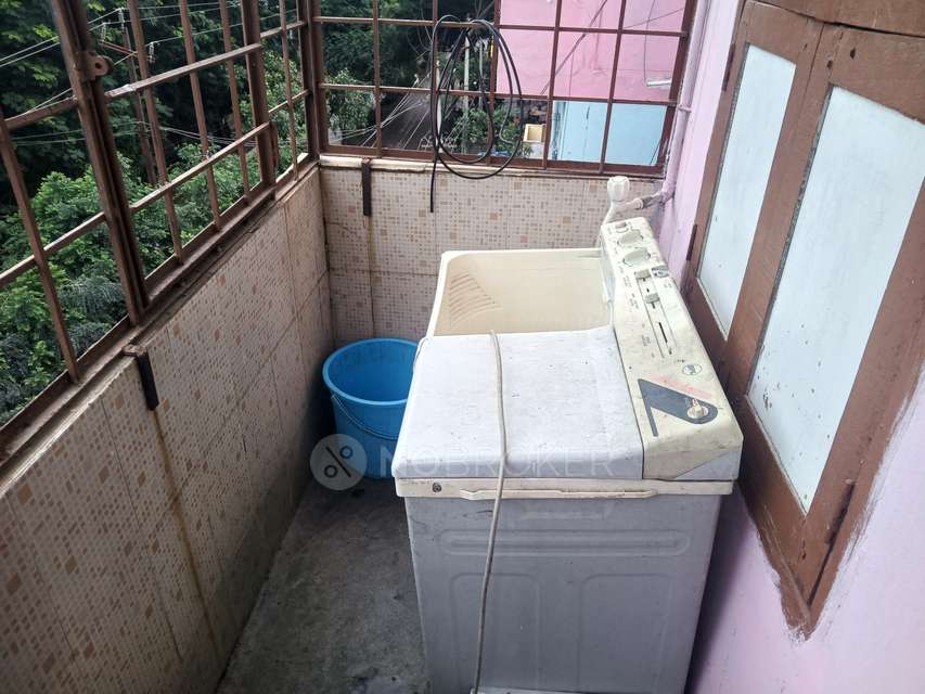 2 BHK Flat In Mig Apartment For Sale  In Kukatpally