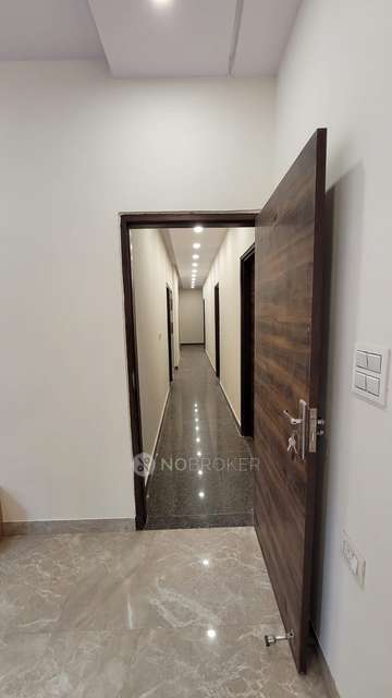 PG for Girls in Kalinga Chowk