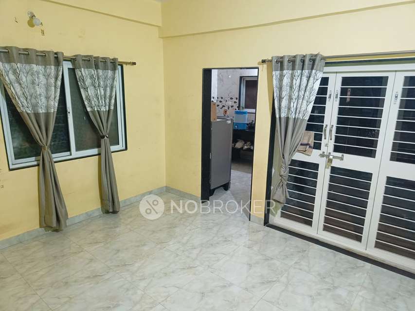 Single Room for Female In 1 BHK  In Sarvoday Niwas In Pune