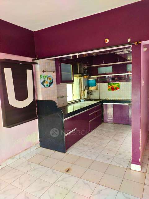 2 BHK Flat In Riddhi Enclave Co-operative Society   For Sale  In Viman Nagar