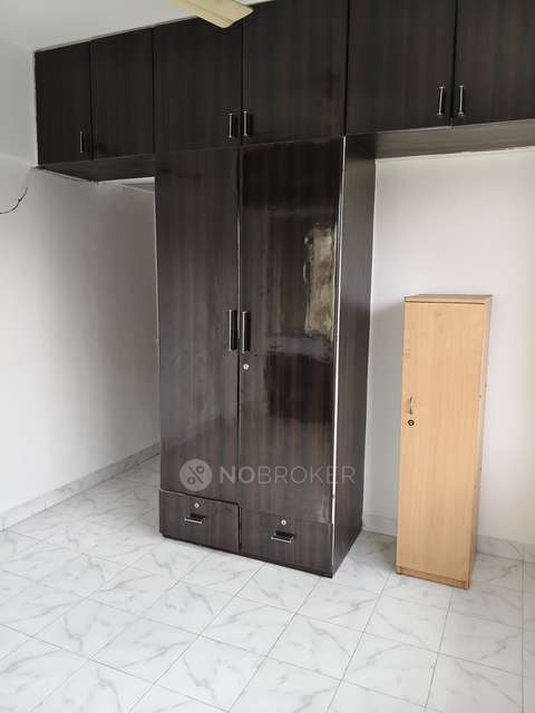 2 BHK Flat In Riddhi Enclave Co-operative Society   For Sale  In Viman Nagar