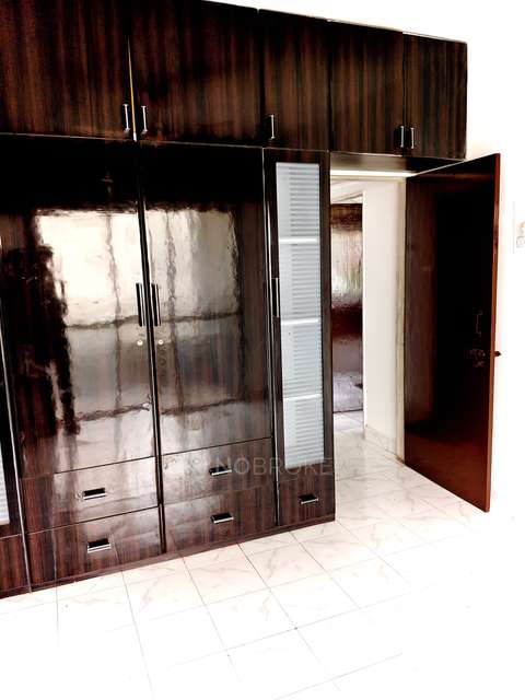 2 BHK Flat In Riddhi Enclave Co-operative Society   For Sale  In Viman Nagar