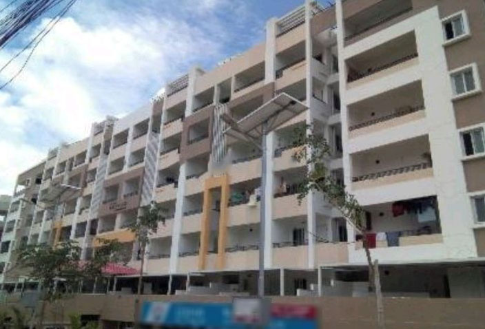 Lake Ridge Apartments