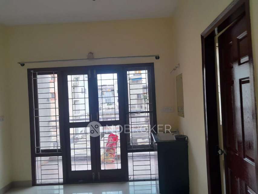 2 BHK Flat In Saroj Paradise, Thanisandra For Sale  In Thanisandra