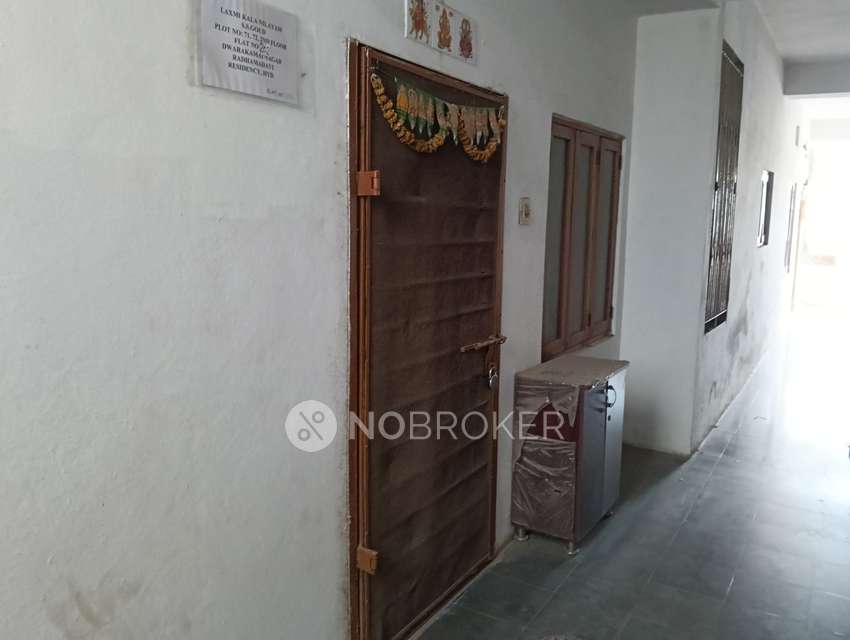2 BHK Flat In Radha Madavi For Sale  In 76, Dwarakamai Nagar Colony