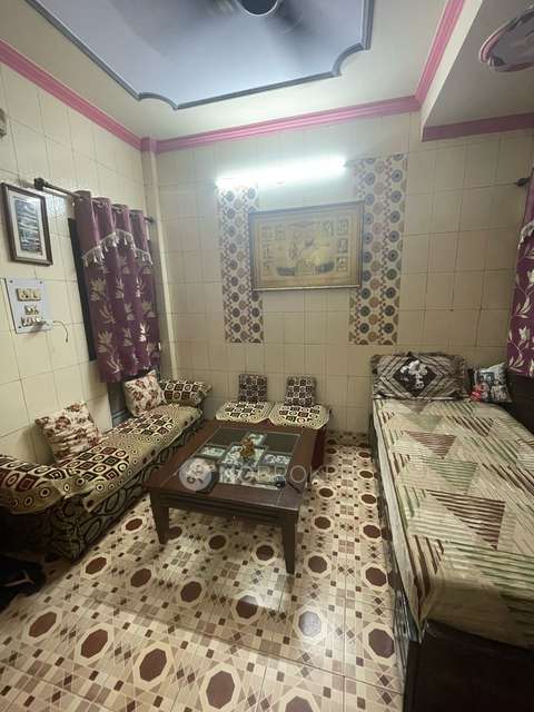 2 BHK Flat In Block Af Shalimar Bagh For Sale  In Shalimar Bagh