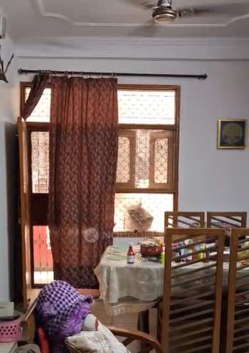 2 BHK Flat For Sale  In Dilshad Colony New Simapuri, Dilshad Garden