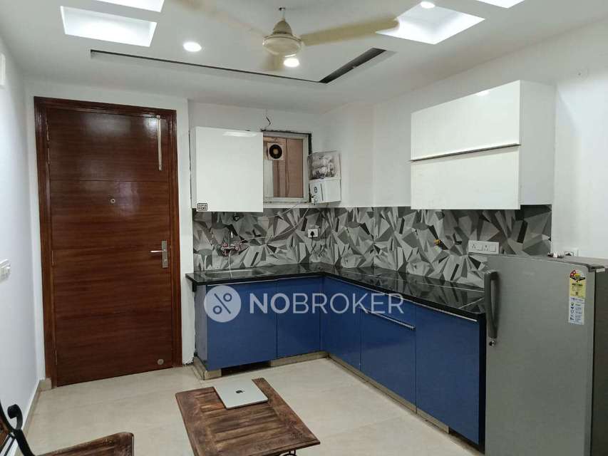 1 RK Flat for Rent  In Secto 55