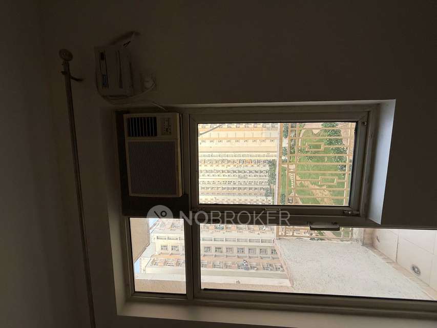 2 BHK Flat In Shree Vardhman Mantra For Sale  In Sector 67