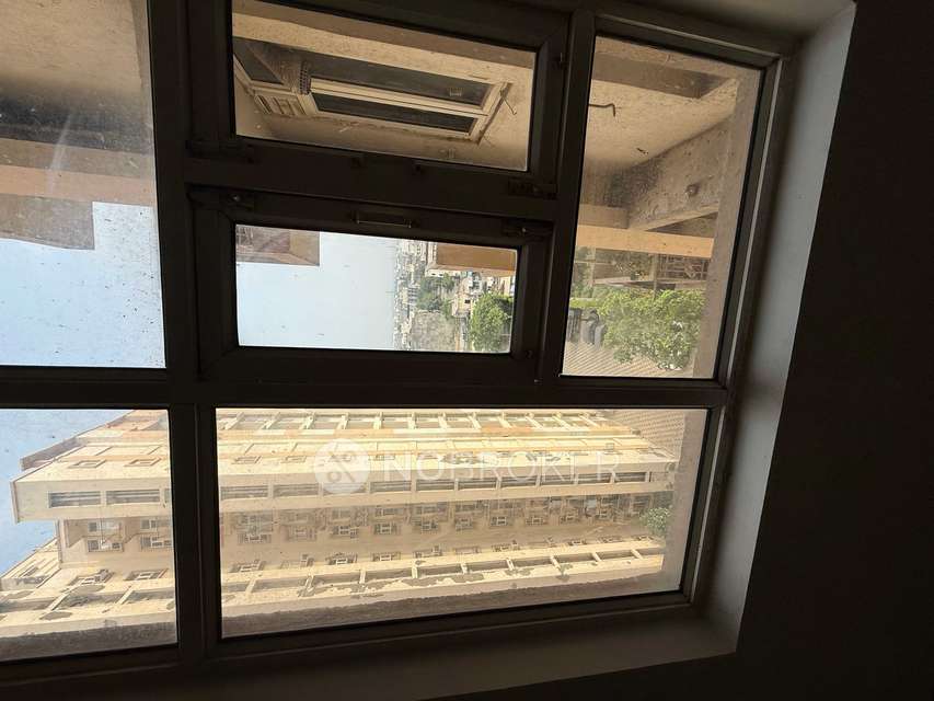 2 BHK Flat In Shree Vardhman Mantra For Sale  In Sector 67