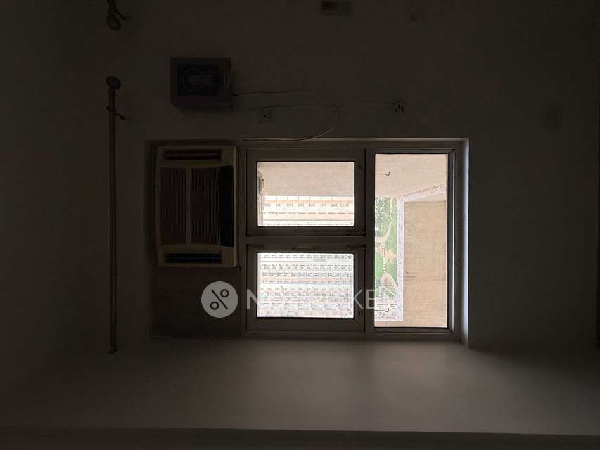 2 BHK Flat In Shree Vardhman Mantra For Sale  In Sector 67