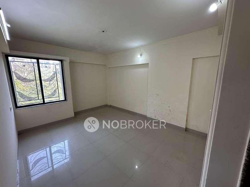 2 BHK Flat In Arihant Royalty For Sale  In Wanwadi