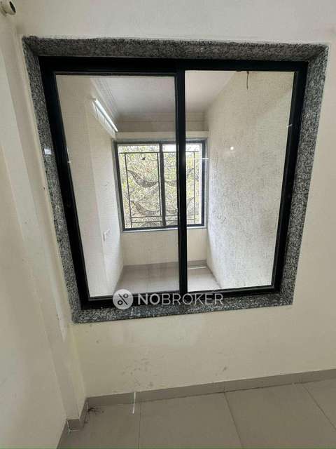 2 BHK Flat In Arihant Royalty For Sale  In Wanwadi