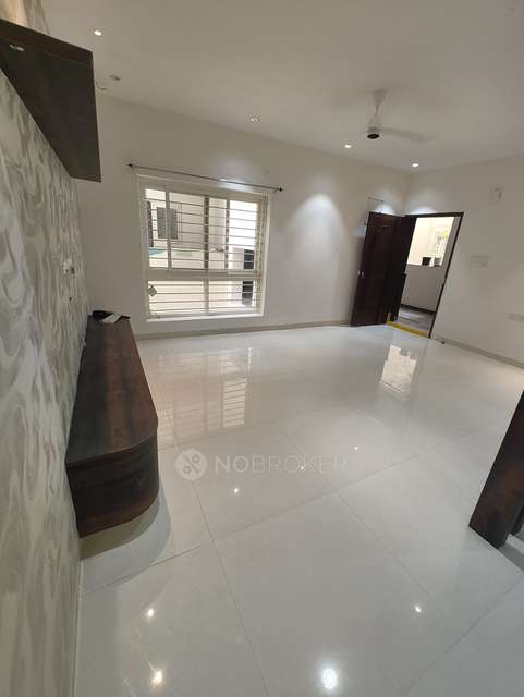 2 BHK Flat In Hirize Rich Park For Sale  In Kokapet, Hyderabad