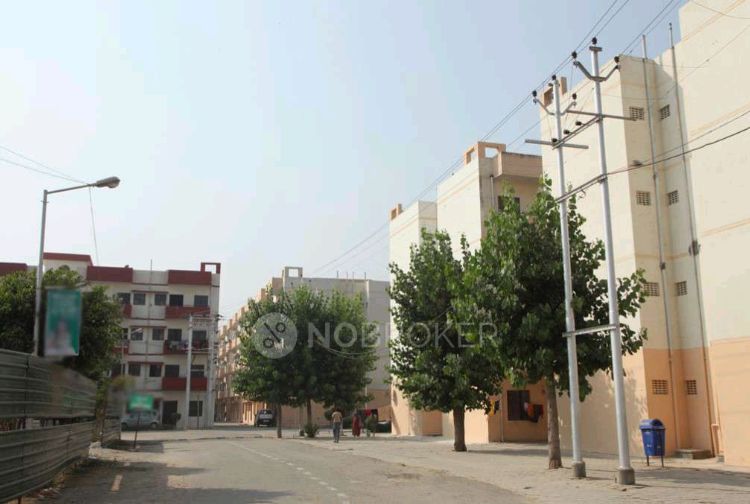 Land Craft Dinesh Nagar