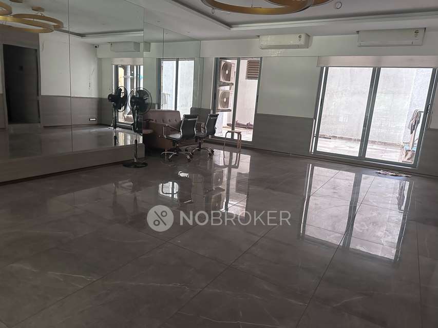 3 BHK Flat In Kumar Parasmani, Vidyavihar For Sale  In Vidyavihar Station Skywalk