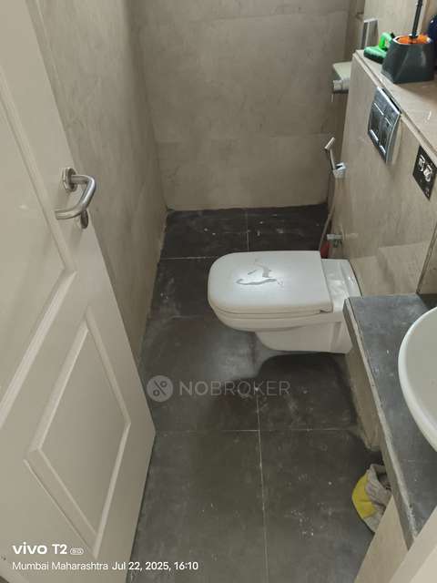 3 BHK Flat In Kumar Parasmani, Vidyavihar For Sale  In Vidyavihar Station Skywalk