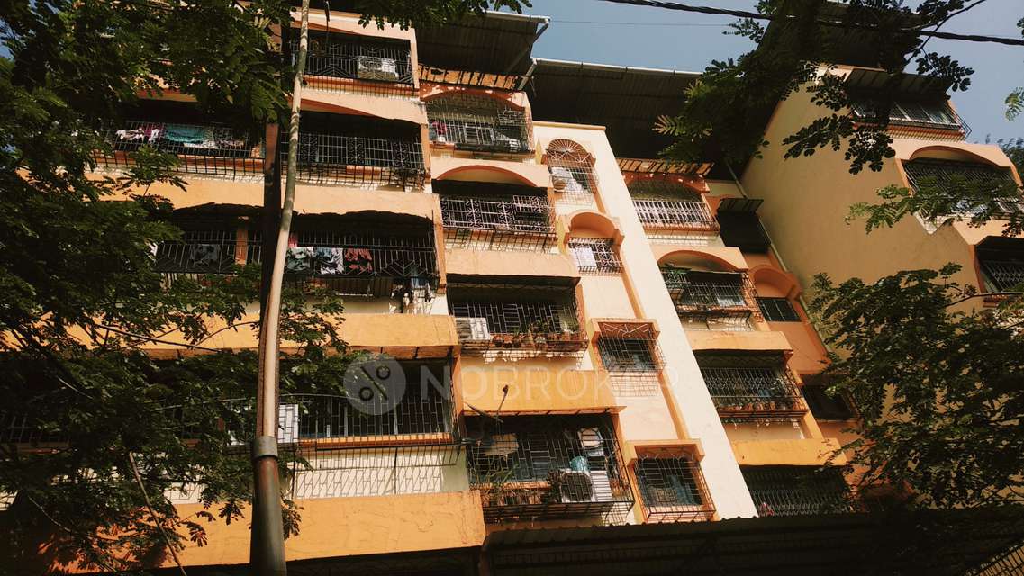 2 BHK Flat In Adarsh Co.op Hsg Society Ltd For Sale  In Syndicate