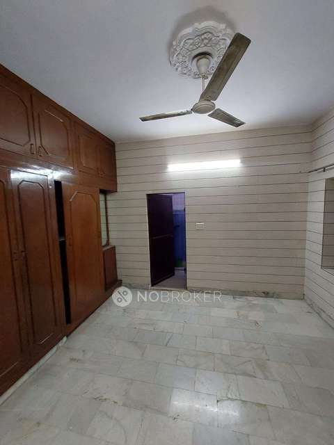 3 BHK Flat In Apartment For Sale  In West Patel Nagar