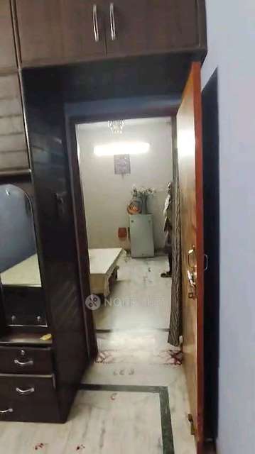 1 BHK Flat In Na for Rent  In Tughlakabad Extension