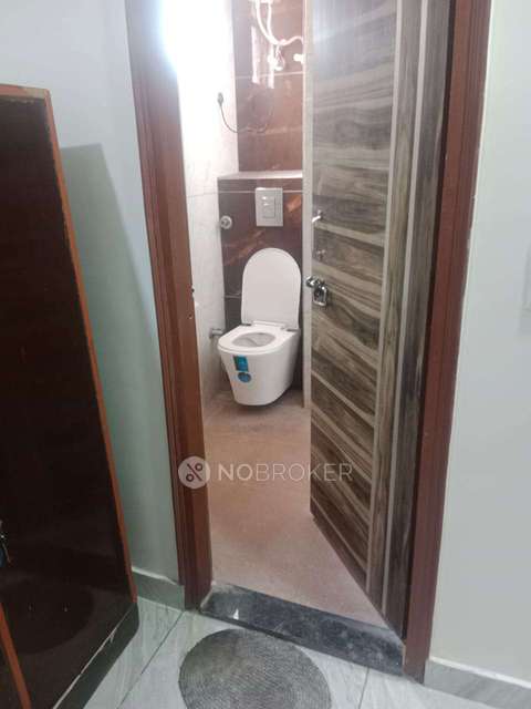 PG for Boys in Mangolpuri,