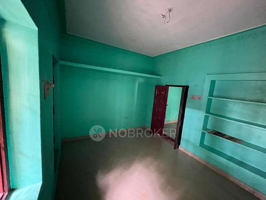 4+ BHK House For Sale In Kaladipet Metro