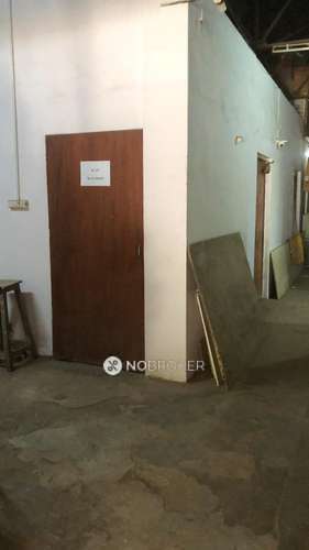 Godown/Warehouse in Kalkaji, Delhi for sale 