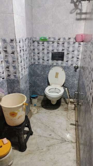 3 BHK Flat In Sudershan Park For Sale  In Sudershan Park