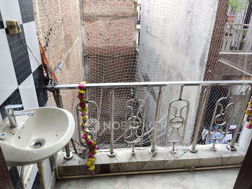 2 BHK Flat For Sale  In Shastri Nagar