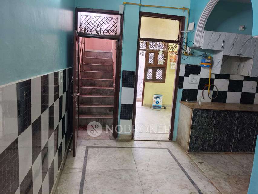 2 BHK Flat For Sale  In Shastri Nagar