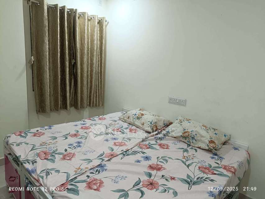 PG for Girls in Kukatpally