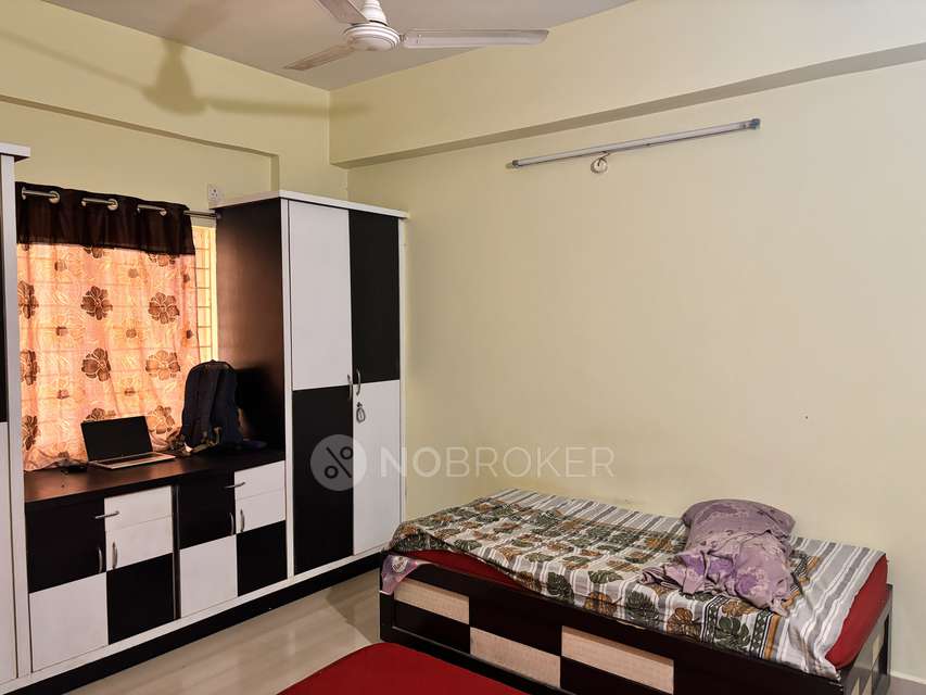 2 BHK Flat In Mahalaxmi Jewel Apartments For Sale  In Old Bowenpally