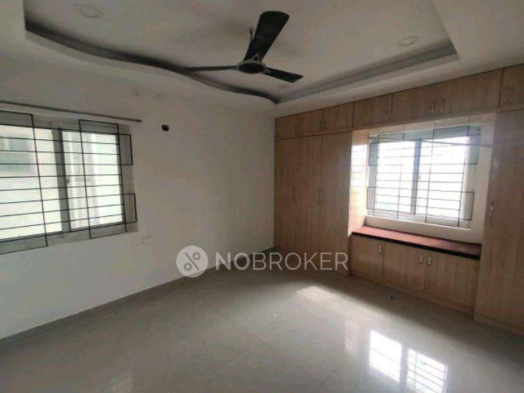 2 BHK Flat In Giridhari Isola, Kismatpur For Sale  In Giridhari Isola