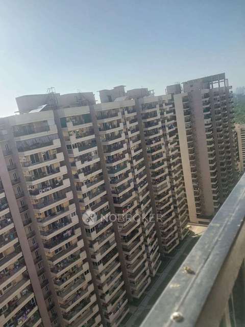 2 BHK Flat In Gaur Atulyam For Sale  In Omicron I
