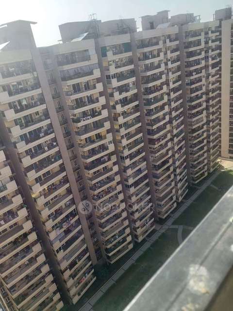 2 BHK Flat In Gaur Atulyam For Sale  In Omicron I