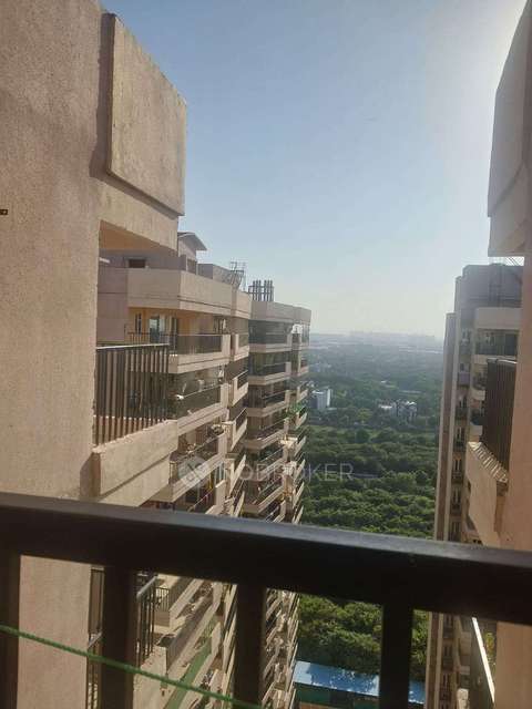 2 BHK Flat In Gaur Atulyam For Sale  In Omicron I
