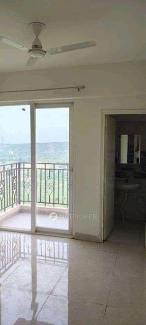 3 BHK Flat In Signature Global Golf Greens For Sale  In Sector 79