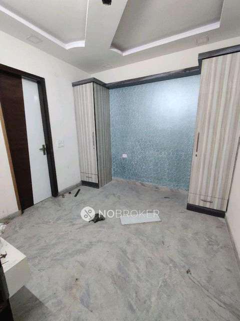 3 BHK Flat In Builder Floor For Sale  In Rohini