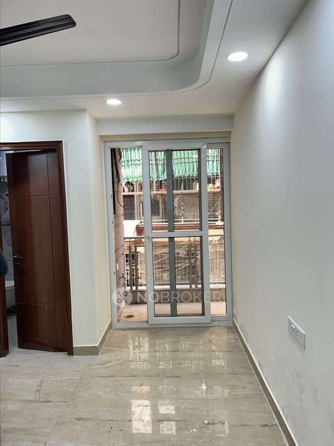 3 BHK Flat In Chattarpur for Rent  In Chhatarpur