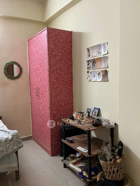 Single Room for Female In 2 BHK  In Sri Vari Nilayam In Munnekollal