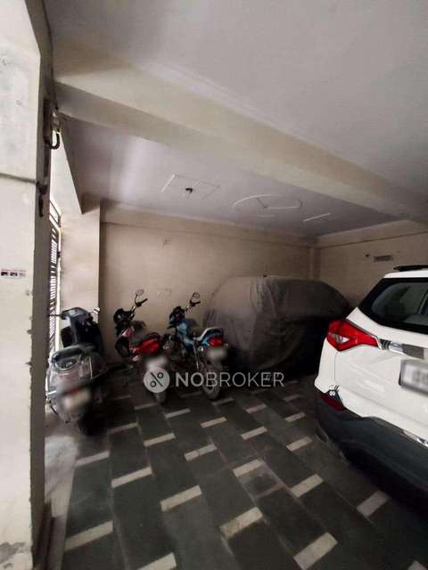 2 BHK Flat In Banasthali Society For Sale  In Kiran Garden