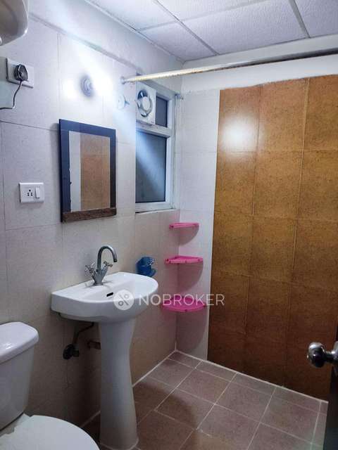 2 BHK Flat In Antriksh Golf View For Sale  In Sector 78