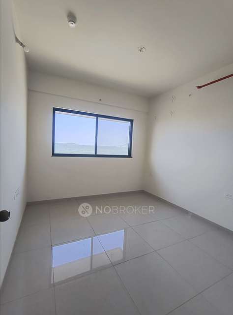 2 BHK Flat In Shapoorji Golfland At Vanaha Verdant for Rent  In Bavdhan